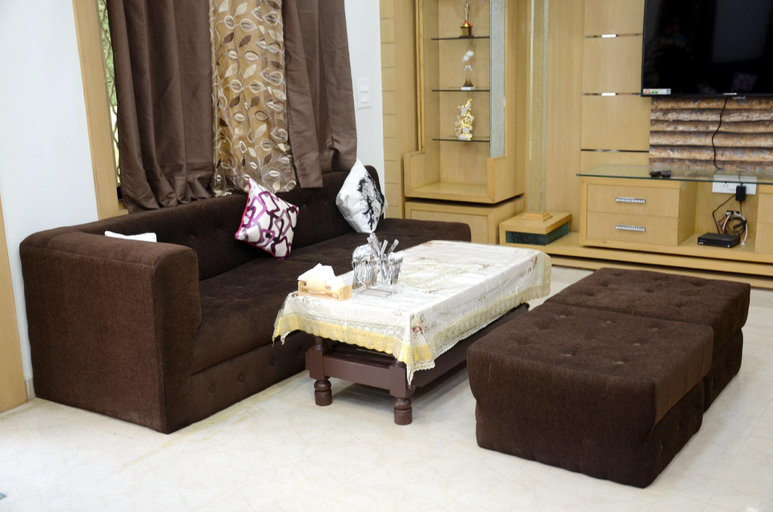 Public Area 2, Taj Square A luxurious family homestay, Agra