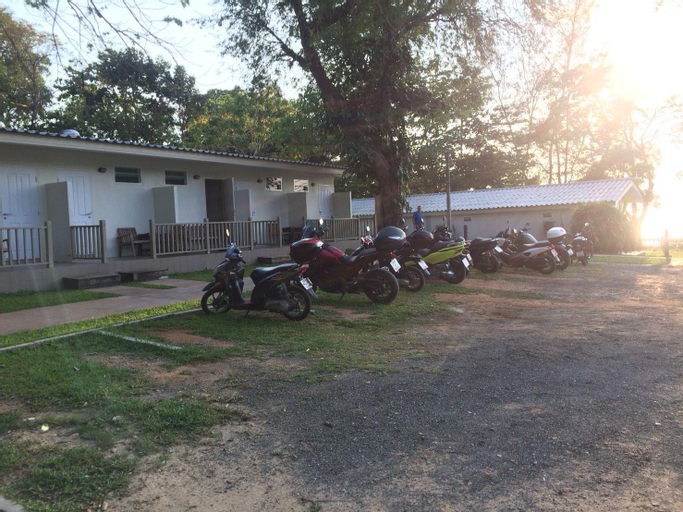 Baan Sukhita, Laem Sing