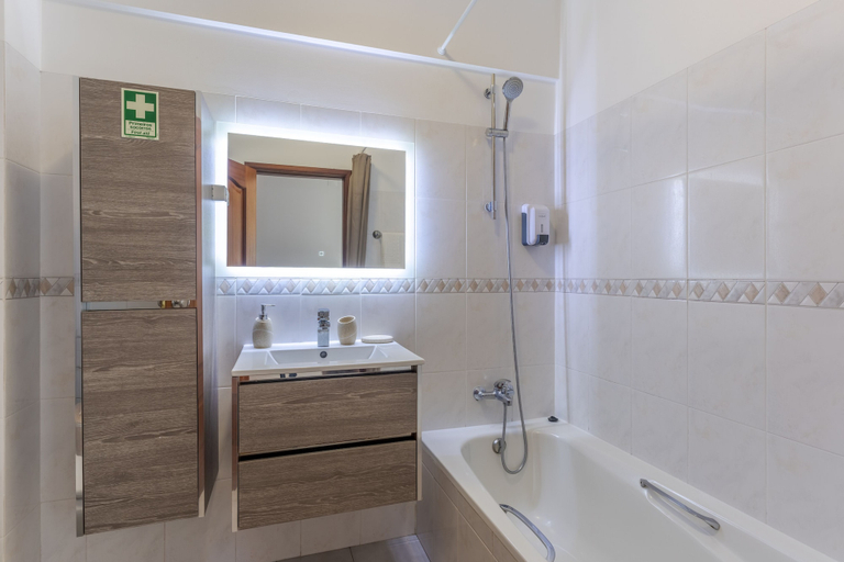 Bathroom, Apartamento Estrela Azul, Santa Cruz
