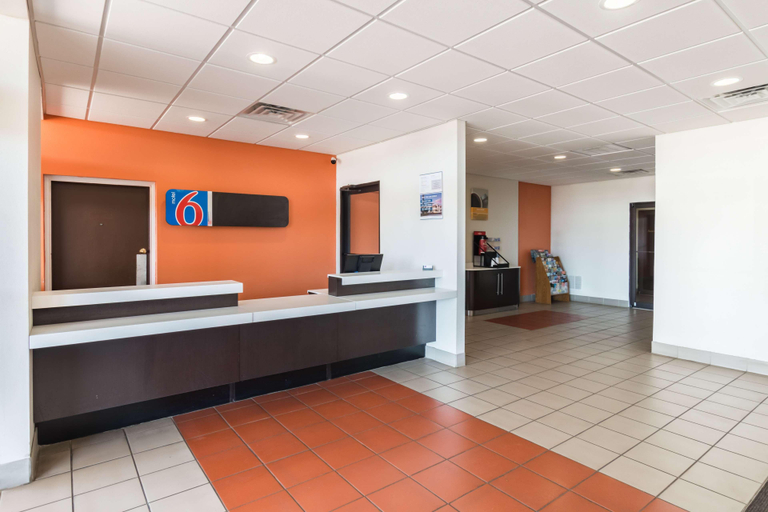 Public Area 2, Motel 6 Stephenville, TX, Erath
