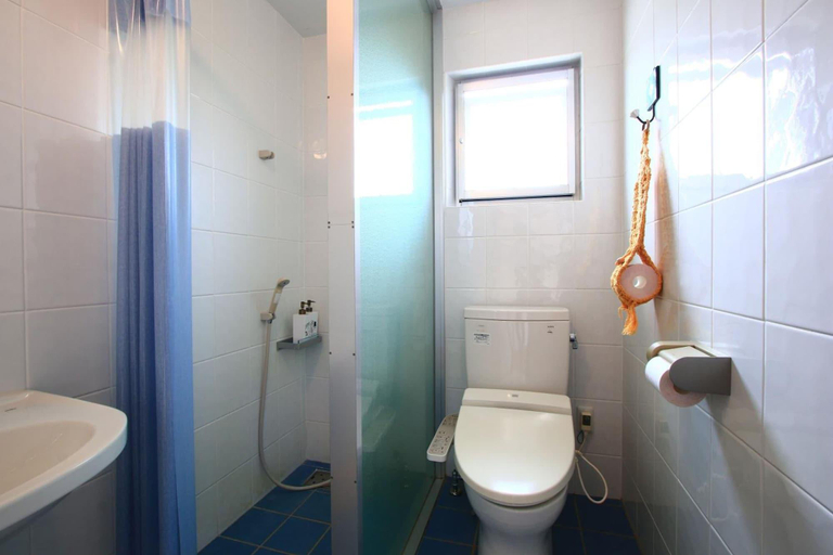 Bathroom 4, Retreat House IPE, Nago