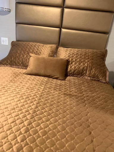 Bedroom 3, Hotel Key LaGuardia Airport, New York