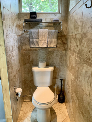 Bathroom 4, Barefoot Hills, Lumpkin