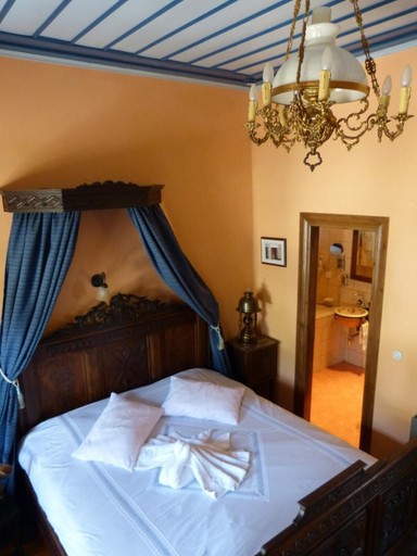 Bedroom 3, Ta Xelidonakia, Thessaly