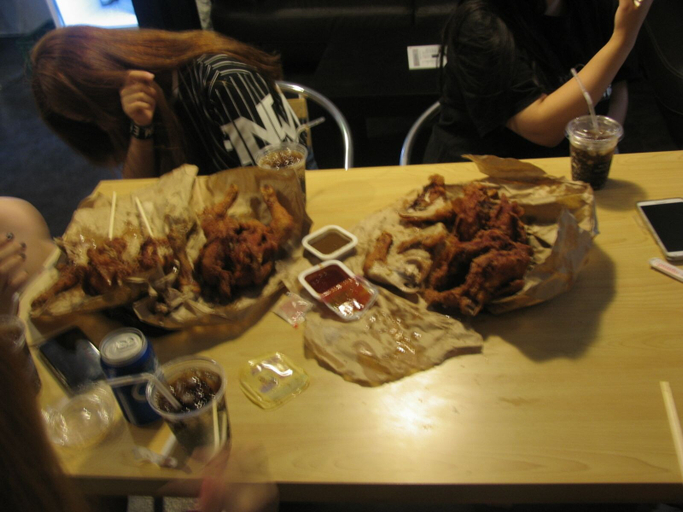 Food & Drinks 5, Calli Hostel, Busanjin