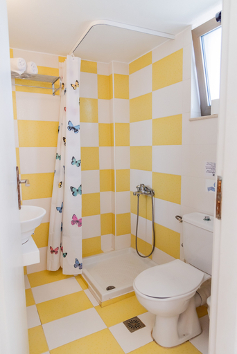 Bathroom 5, Almyra Apartments, Crete