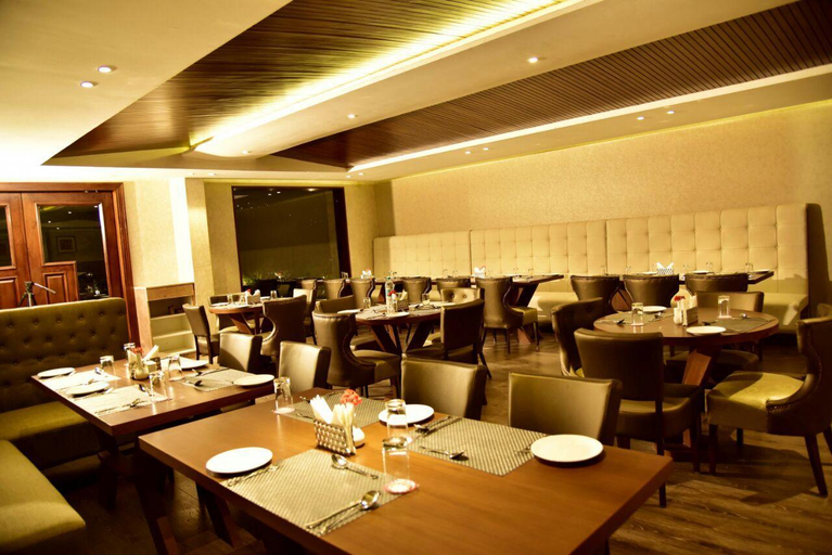 Food & Drinks 5, Seasons Hotel By Xperience, Nainital