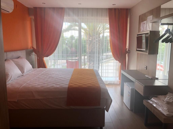 Bedroom 3, Akcay Mas Palmiye Otel, Edremit