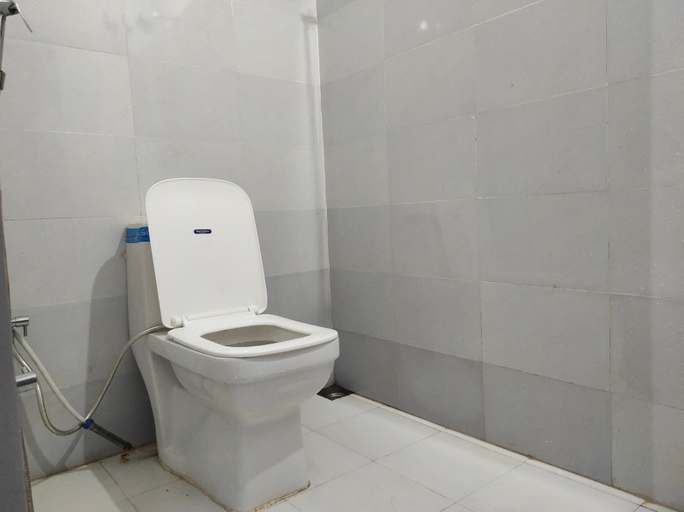 Bathroom, Homocation Manas Green Homestay, Baksa