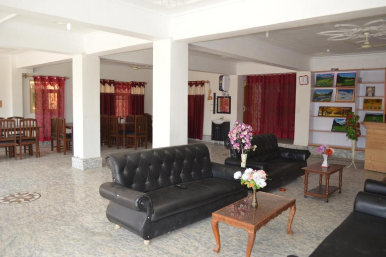 Public Area, Grand Noora Palace, Srinagar