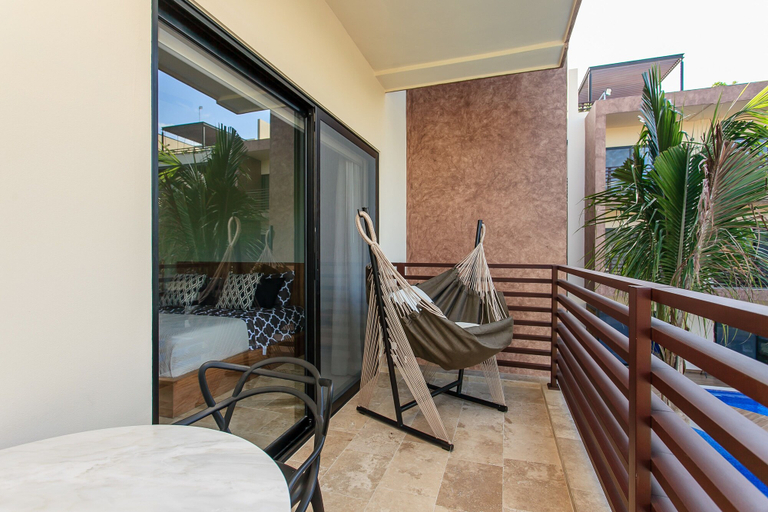 Others 4, Paramar Terra C103, Cozumel