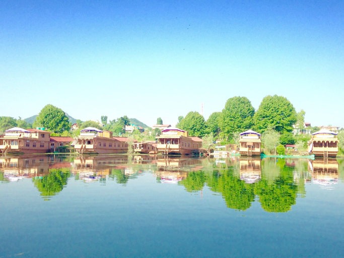 Exterior & Views 2, Zaffer Group of Houseboats, Srinagar