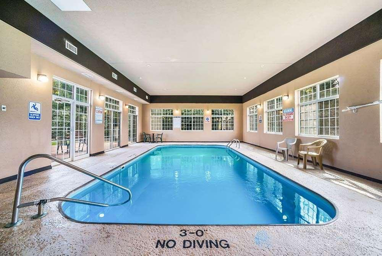 Sport & Beauty, Suburban Extended Stay, Saint Clair