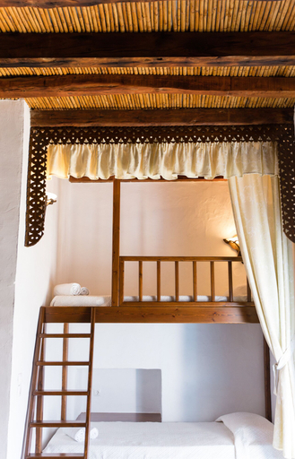 Bedroom 3, Akrotiri, South Aegean