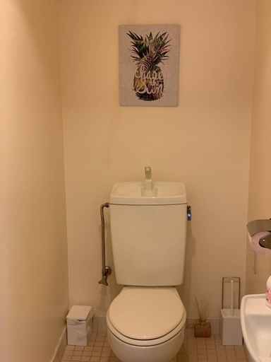 Bathroom 4, Ruby House, Yomitan