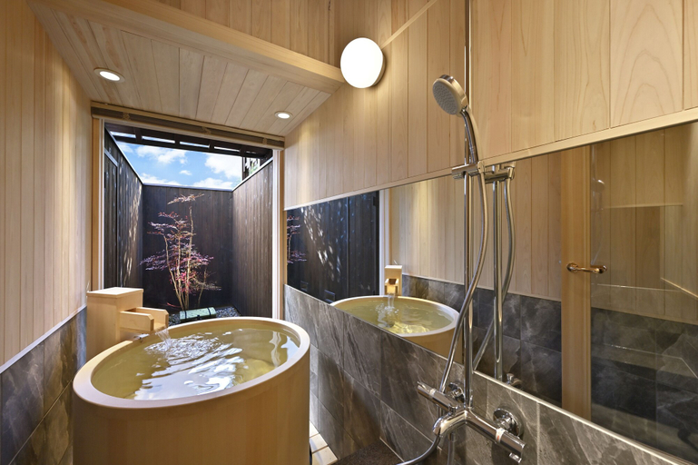 Bathroom 3, Kyo No Ondokoro Marutamachi #7, Kyoto