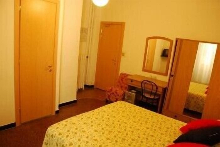 Bedroom 11