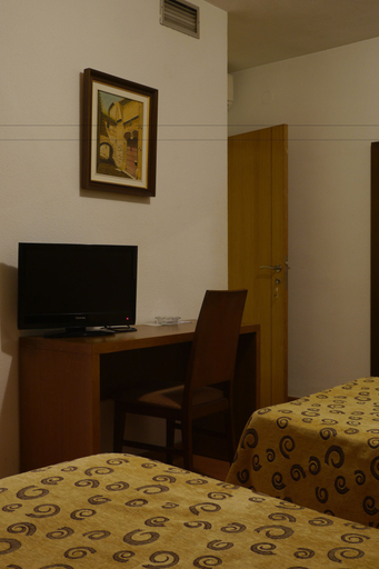 Bedroom 3, Hotel Torrezaf, Jaén