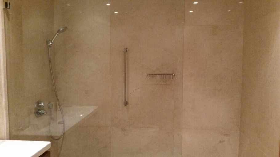 Bathroom 2, Appartement tres haut standing, Rabat