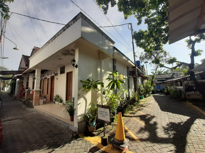 Exterior & Views 2, Wijilan 60 Syariah, Yogyakarta
