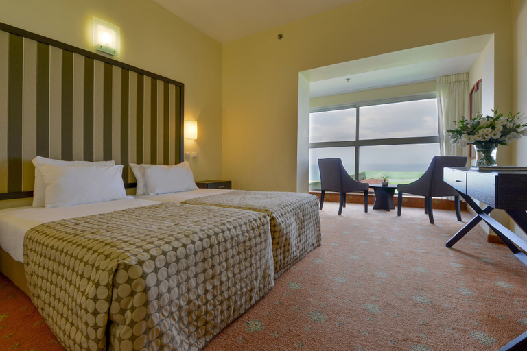 Bedroom 4, Sharon Hotel Herzliya