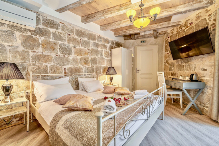 Bedroom 3, Historic Plaza Varos - Adults Only, Split