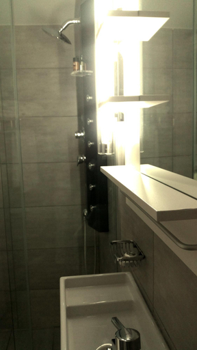 Bathroom 4, Alissachni, Peloponnese