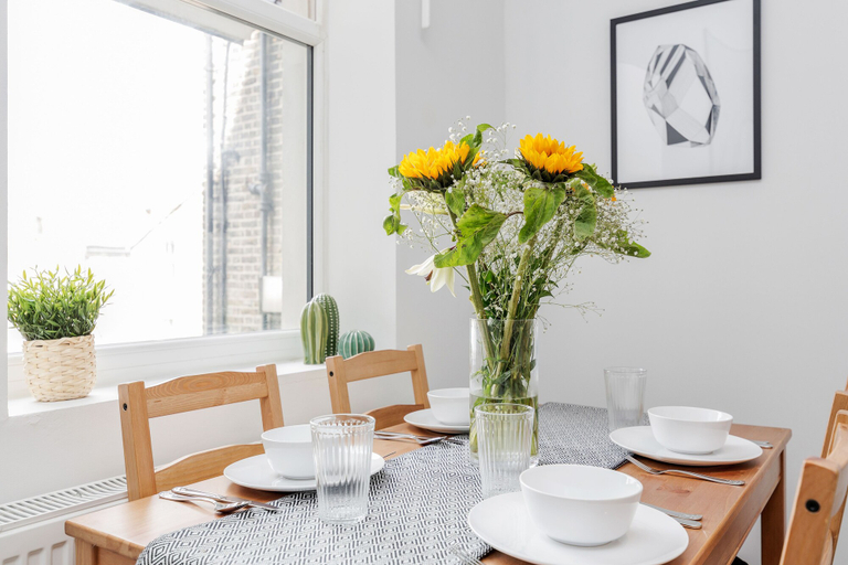 Others 5, WelcomeStay Clapham Junction 2 bedroom Apartment, London