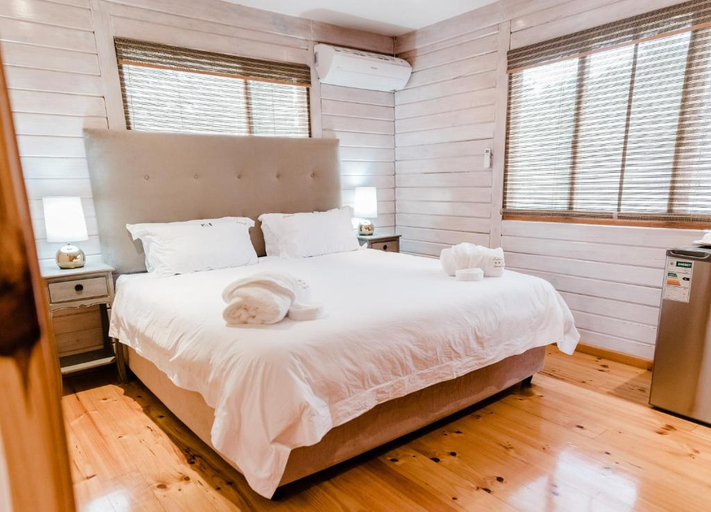 Bedroom 3, Edenbrook Country Manor, Eden