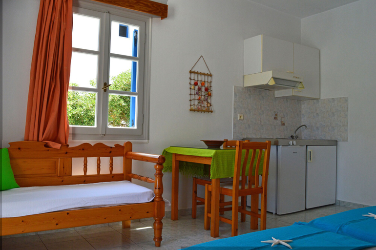 Bedroom 3, Arhontiko Studios, South Aegean