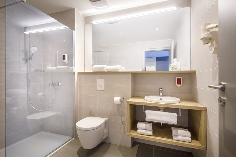 Bathroom 5, Hotel Ičići - Liburnia, Opatija/Veprinac