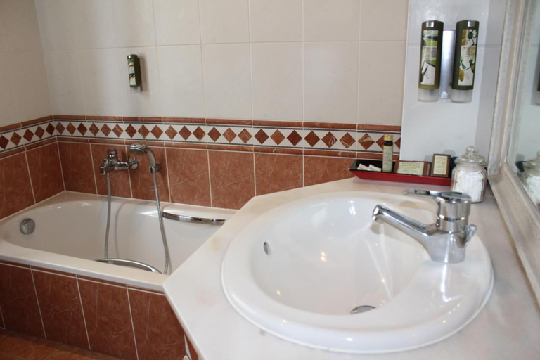 Bathroom 5, Hotel De Notelaer, Antwerpen
