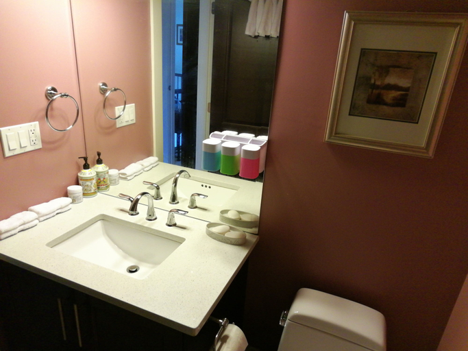 Bathroom 4, Sunny Island by White Rock B&B, Greater Vancouver