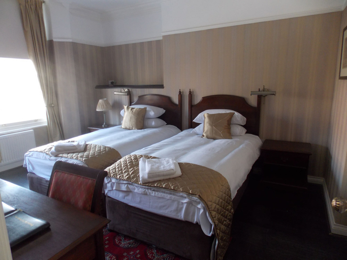 Bedroom 3, The Mountford Hotel - Free Parking, Sefton