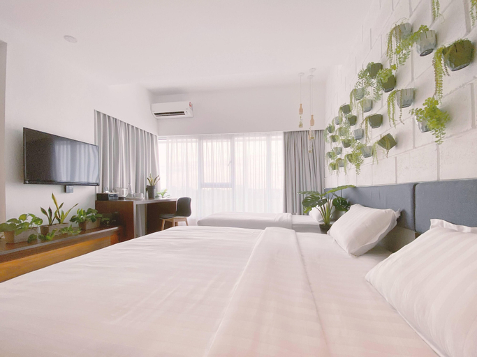 Bedroom 8