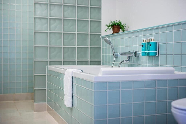 Bathroom, Strandhotellet, Syddjurs
