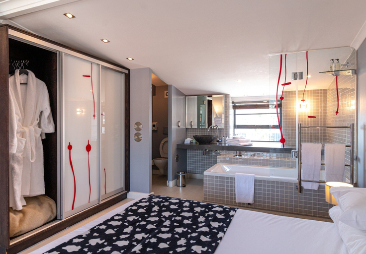 Bedroom 3, Hippo Boutique Hotel, City of Cape Town