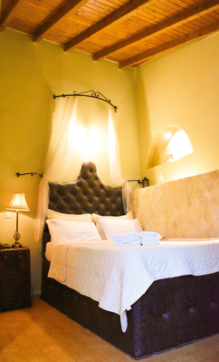 Bedroom 4, Anapli Pension, Peloponnese