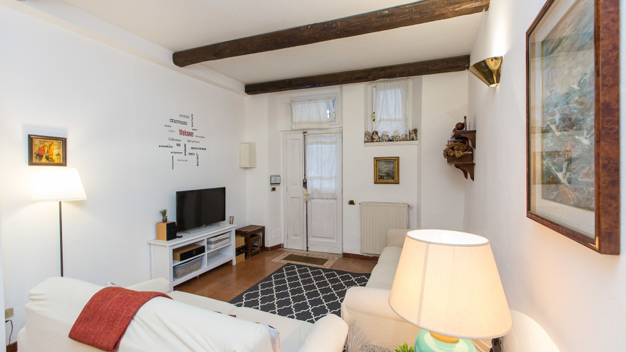 Others 5, Rental In Rome Panieri Terrace Apartment, Roma