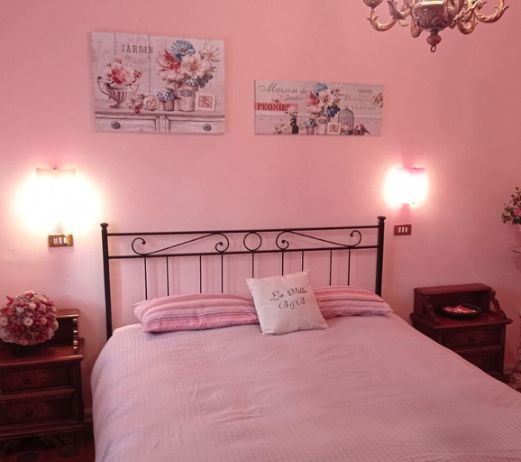 Bedroom 4, La Villa, L'Aquila