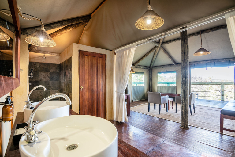 Bathroom 4, Eagle Tented Lodge & Spa Etosha, Kamanjab
