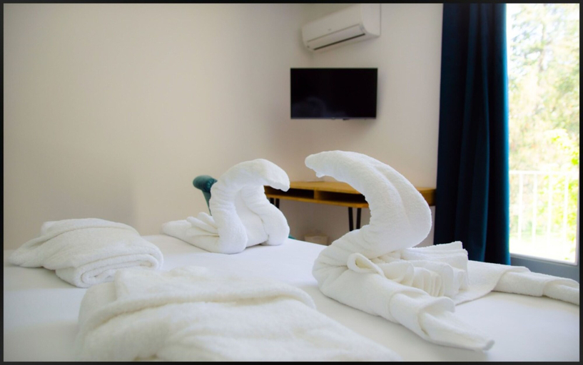 Bedroom 5, Hotel La Redonière, Drôme