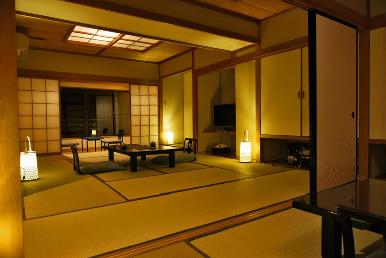Bedroom 4, Shin Kaikatei Izumi Hot Spring Ryokan, Izu