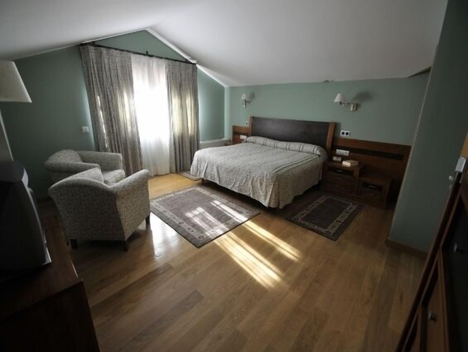 Bedroom 2, Hotel Peñarrubia, Guadalajara