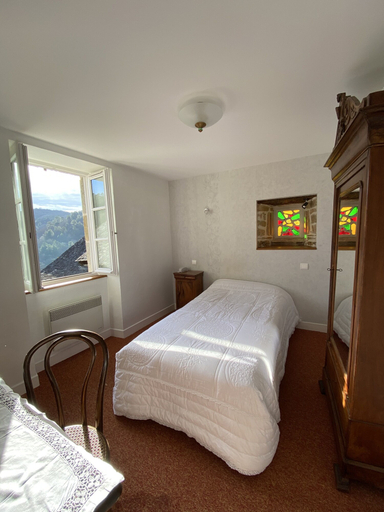 Bedroom 2, Le Saint Etienne, Corrèze