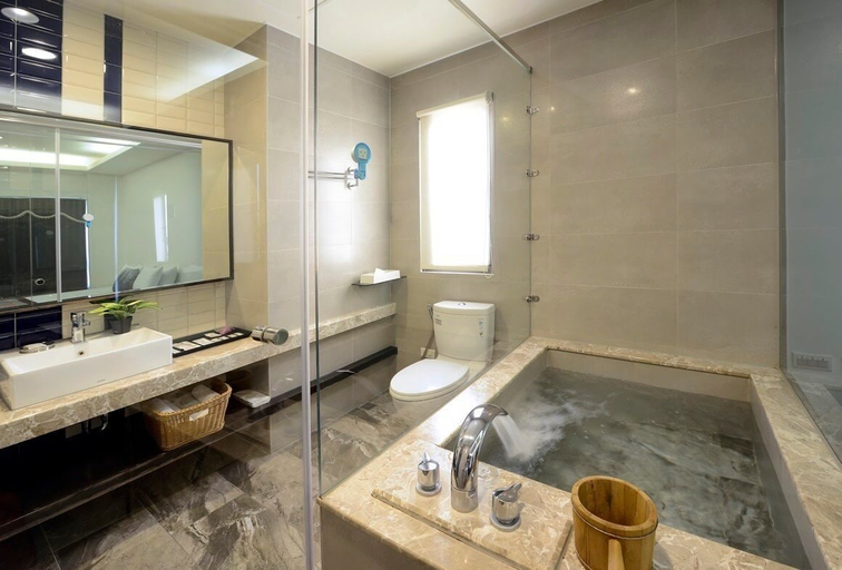 Bathroom 3, Su's Traveller Abode, Pingtung