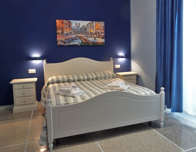 Bedroom 2, Al 325 rooms ai Fori, Rome