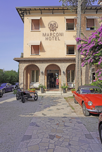 Exterior & Views 2, Hotel Marconi, Brescia
