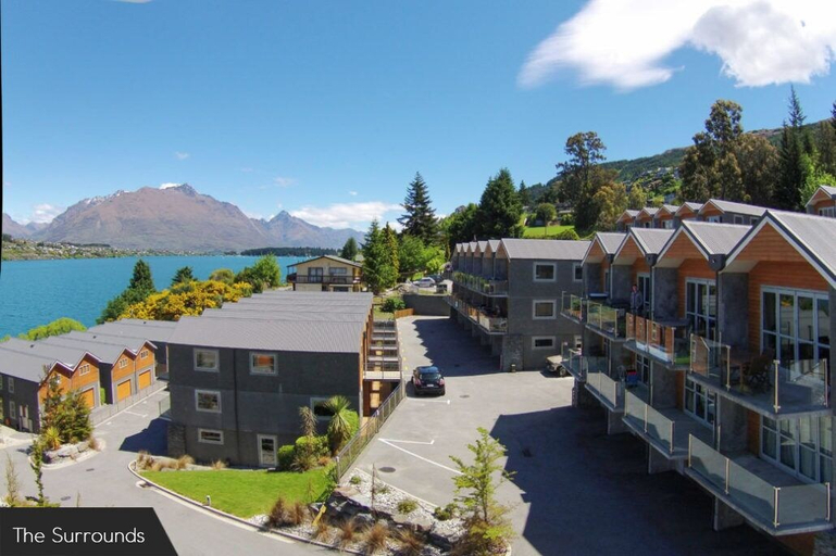 Exterior & Views 2, Alpine Village - 2 Bedroom Executive Apartment, Queenstown-Lakes