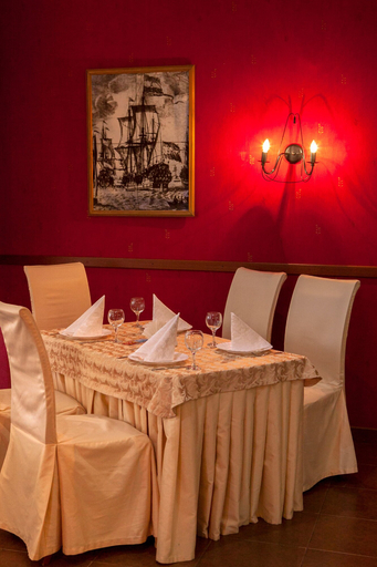 Food & Drinks 4, Amaks Hotel Azov, Azovskiy rayon